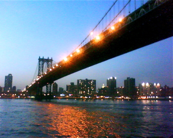 New York Brücke Abend